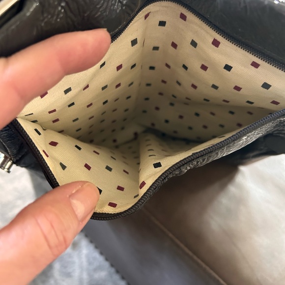 Hobo full size grey genuine patent leather. - Picture 6 of 6